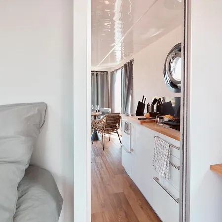 Hausboote Und Fewo Vieregge Buitenkant foto