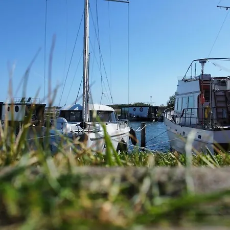 Hausboote Und Fewo Vieregge Buitenkant foto